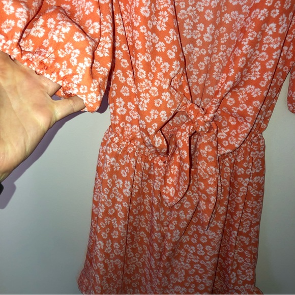Urban Outfitters Floral Tie Front Romper - Picture 2 of 6